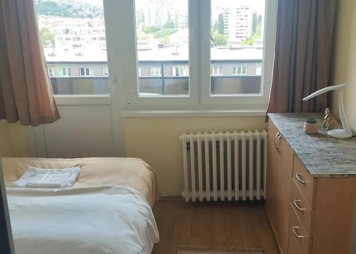 Suncani Grbavica Apartman *